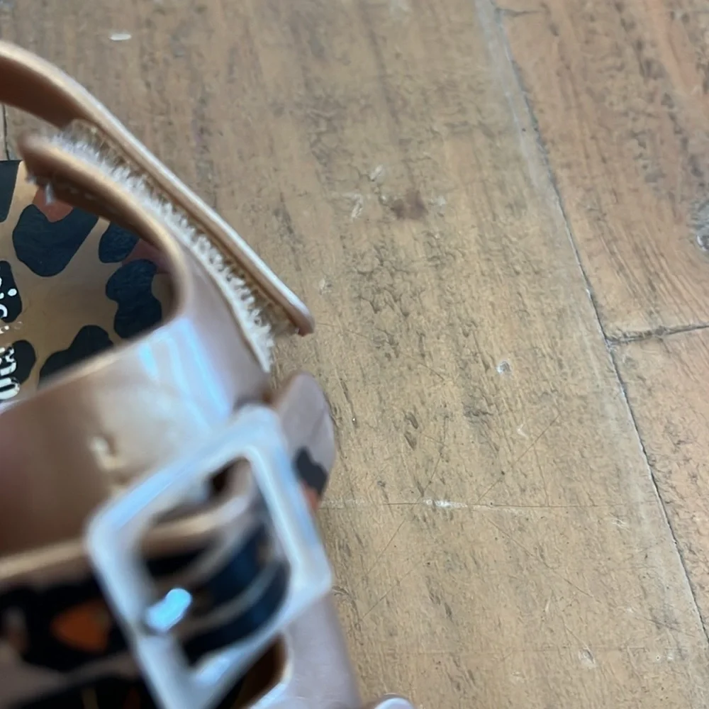 Mini Melissa gold leopard